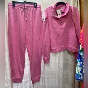 Crown & Ivy Pink Lounge Set